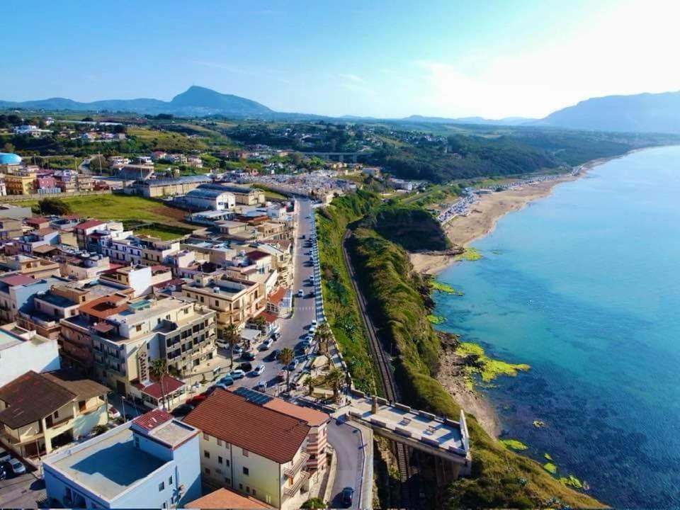 Case Vacanze Piccolo Balestrate Exterior foto